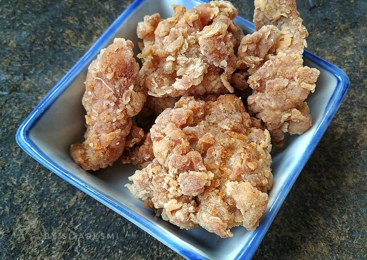 Resep Ayam  Goreng Tepung  keriting oleh teRari Cookpad