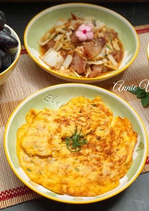 Hình của món Cơm nhà với các món ngon từ các loại rau cải.