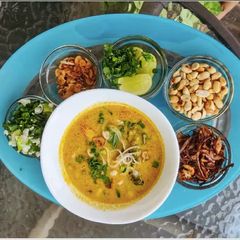 KHOW SUEY (BURMESE NOODLES) A picture of KHOW SUEY (BURMESE NOODLES).