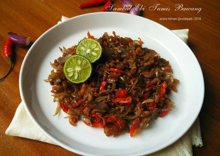 Bagaimana Membuat Sambal Ebi Tumis Bawang, Enak