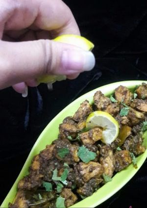 A picture of Jhatpat Chicken.
