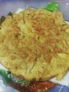 Foto resep Burger Mie Smoked Beef