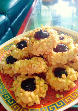 Foto resep Tumbprint peanut cookies