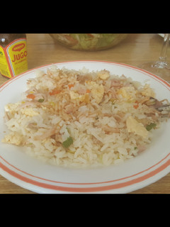 Una foto de Arroz chino