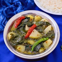 A picture of Monji Haak (Kashmiri Style Kohlrabi).