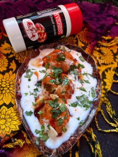 दही भल्ले (dahi bhalle recipe in Hindi) रेसिपी मुख्य फोटो