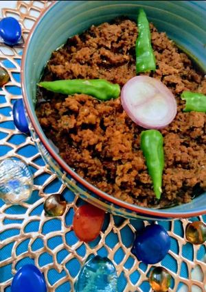 A picture of Karahi qeema.