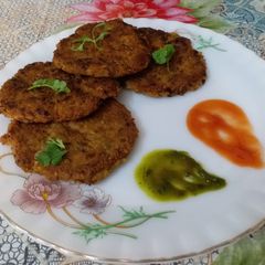 A picture of Khichdi ke kabab(saramye).