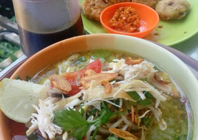 Soto ayam dan soto cilacap