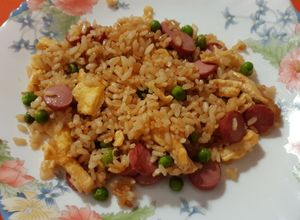 Foto principal de Arroz frito con toque de salsa de soja y Tabasco