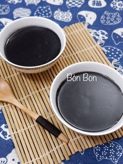 Hình của món Chè Mè Đen (Hak Zi Ma Wu) 黑芝麻糊.