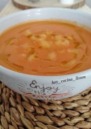 Una foto de Gazpacho de melocotón