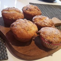 A picture of Easy Chocolate chip muffins.