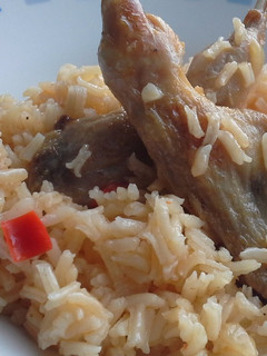 Una foto de Arroz con codornices