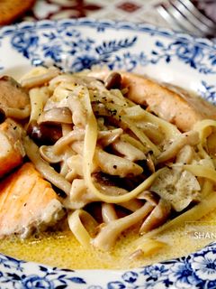 蒜香白醬鮭魚義大利麵 - 完美白醬比例 的食譜成品照片