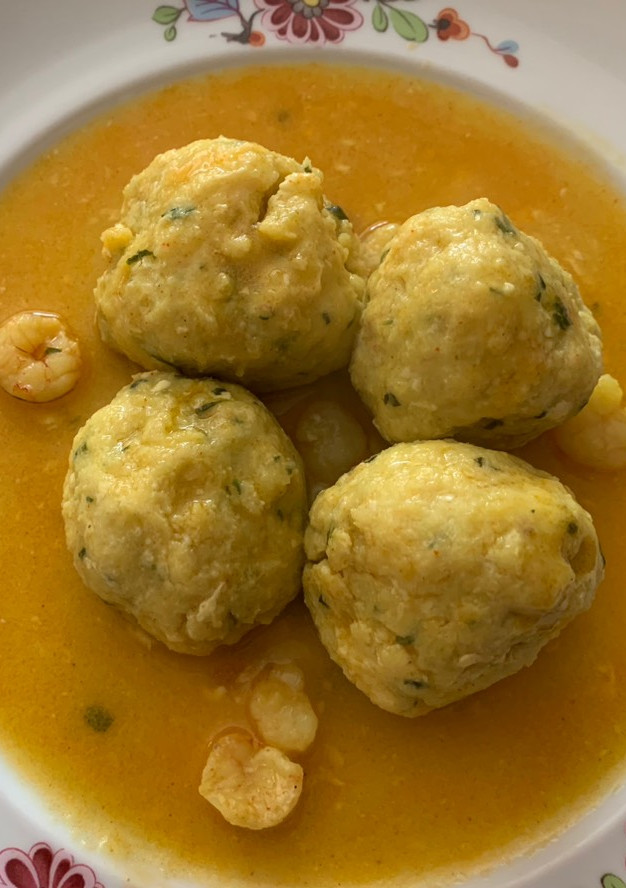 Una foto de Albóndigas de merluza y gambas en Thermomix