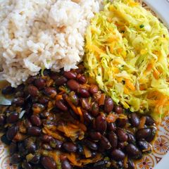 A picture of Black beans,brownrice&cabbage #maindish#teamalpha#luhyalocaldish.