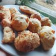 Pancitos de almendras y queso