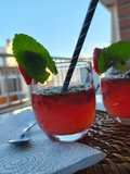 Sorbete de kombucha, frutos rojos con un toque de hierbabuena