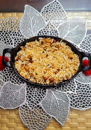A picture of Poha Chivda.