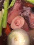 Brodo di carne con midollo