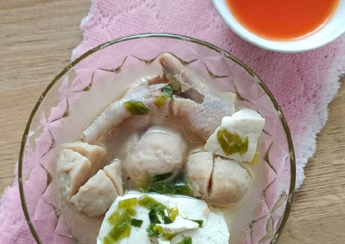 Cara membuat Soup Bakso Dengan Sambal Pedas Cara membuat Soup Bakso Dengan Sambal Pedas