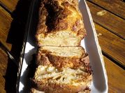 Una foto de budín de manzana y maicena