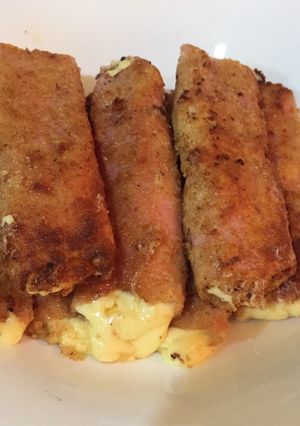Una foto de Rollitos de jamón & queso