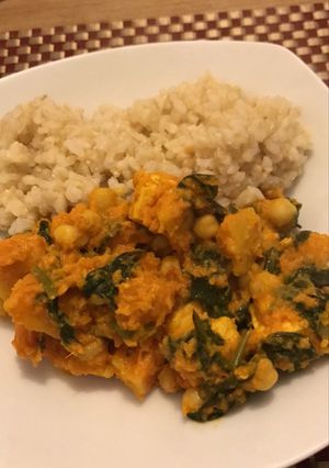 Una foto de Curry de calabaza y tofu