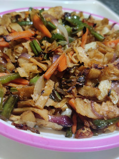 A picture of Roti Noodles.