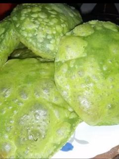 পালক পুরি (palak puri recipe in Bengali) রেসিপির প্রধান ছবি