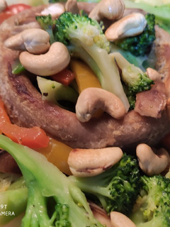 A picture of Fried broccoli in yam ring.