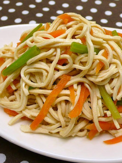 涼拌干絲 ♥ 人氣冷盤 1 的食譜成品照片
