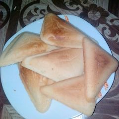 A picture of Little Cake by mmn Khaleel's kitchen.