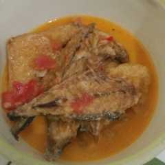 A picture of Tahu pindang santan.