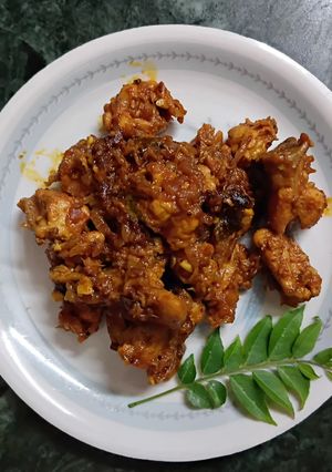 A picture of Chicken Ularthiyathu.