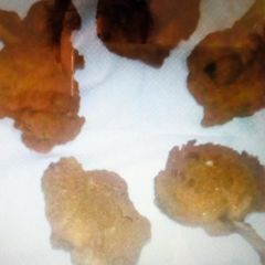 A picture of Spicy chicken lollipop.