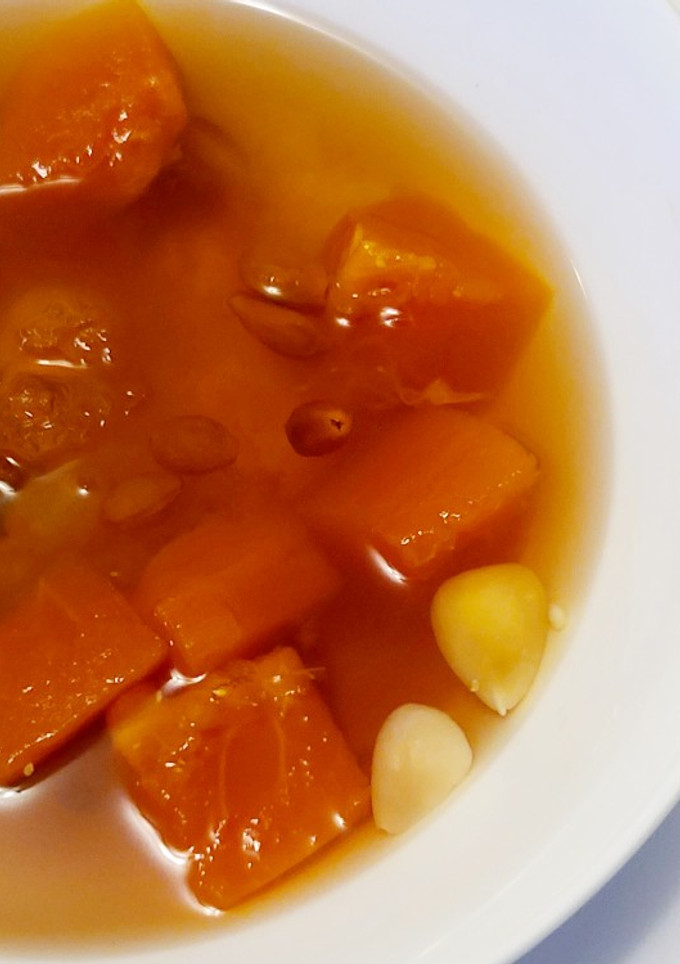 木瓜桃膠甜湯 的食譜成品照片