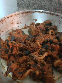 A picture of Peppered snail.