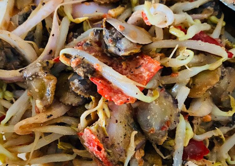 Kerabu Taugeh & Kerang