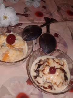आम की आइसक्रीम (aam ka ice cream recipe in Hindi) रेसिपी मुख्य फोटो