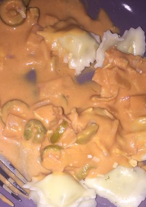 Una foto de Pasta con salsa deliciosa