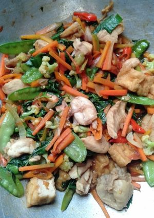 Foto resep Ayam pedas daun kemangi