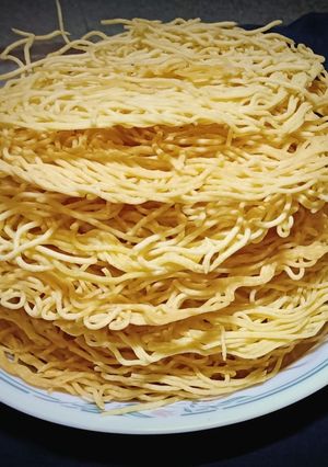 નાયલોન સેવ (Nylon Sev Recipe In Gujarati) રેસીપી મુખ્ય ફોટો