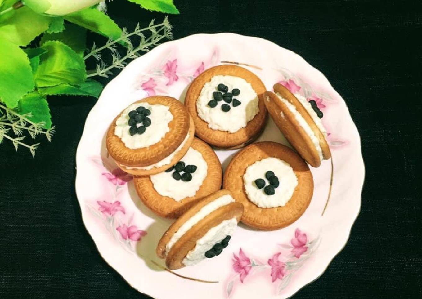 Easiest Way to Make Perfect Biscuit Sandwich