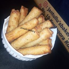 A picture of Spring rolls.