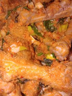 Foto resep Rica - Rica kepala ayam dan ceker ayam