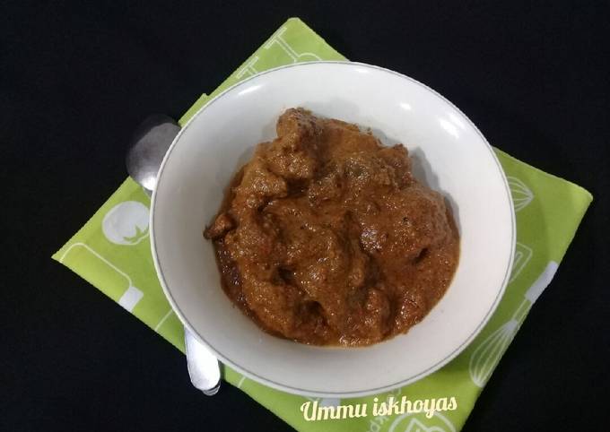 Rendang daging sapi