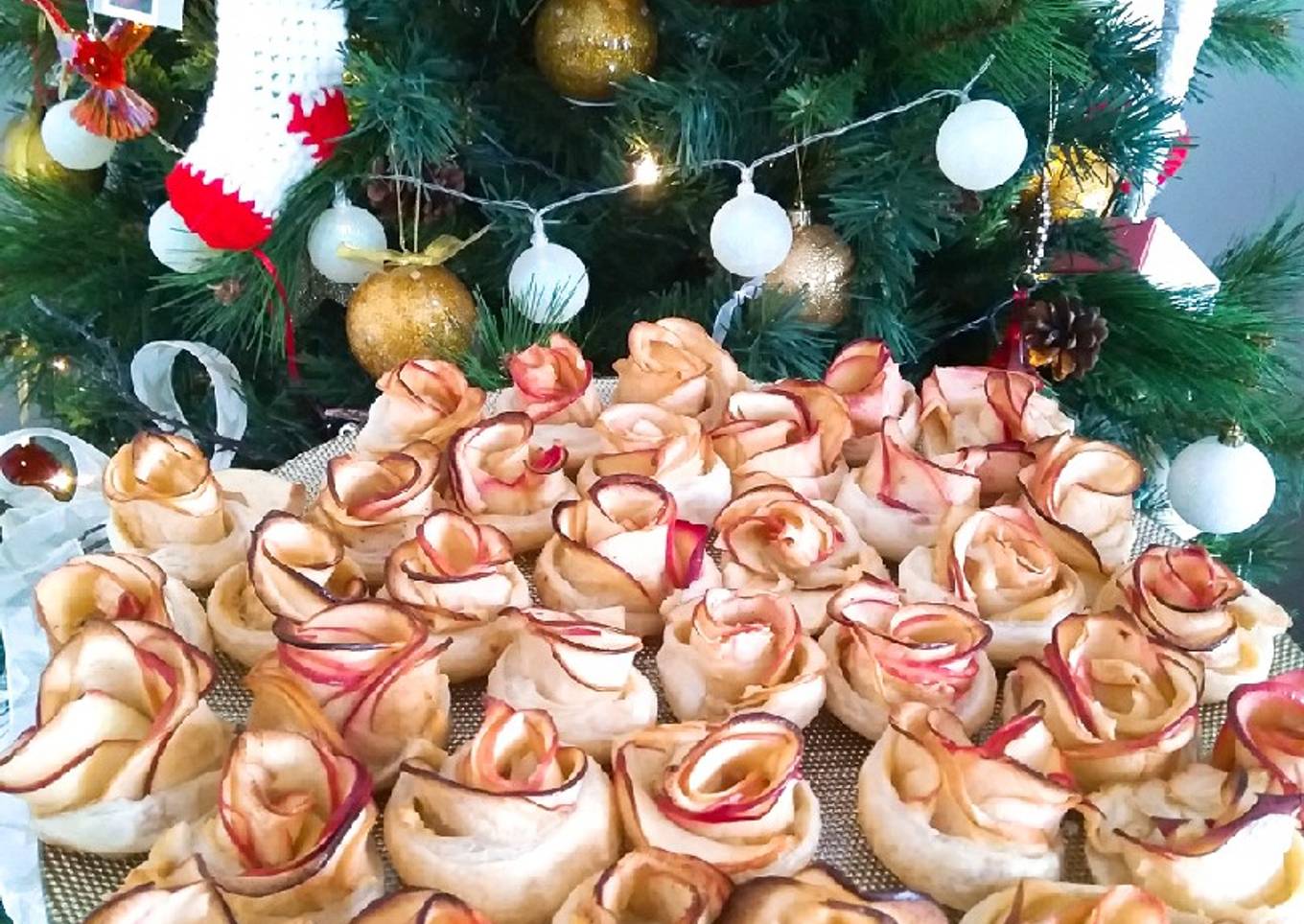 Roses de pommes (feuilletés de Noël)