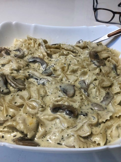 A picture of Mushroom Farfalle.